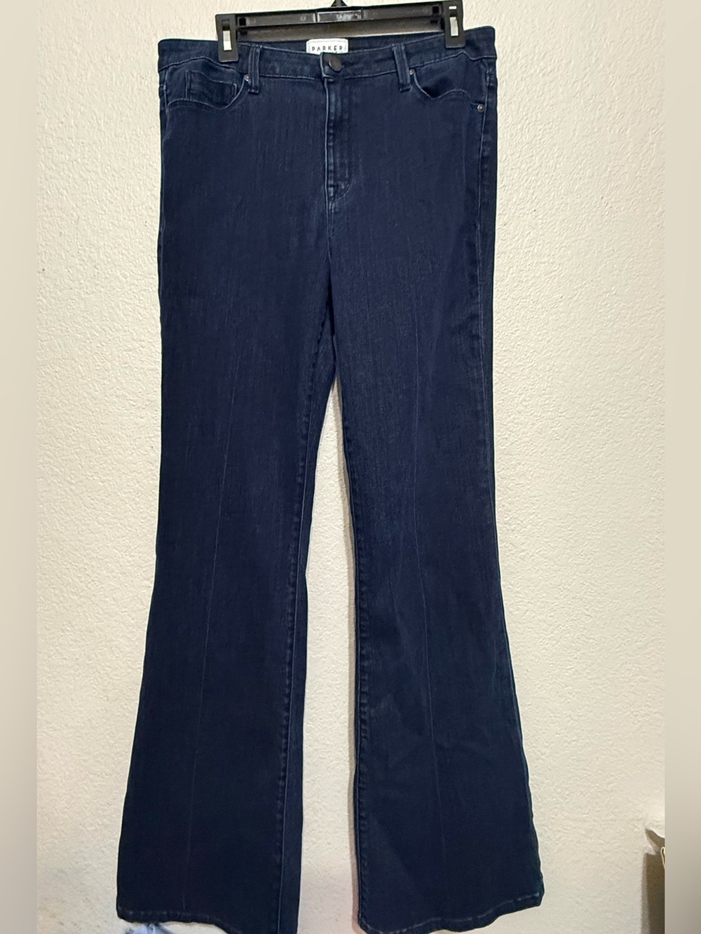 PARKER SMITH   Dark Blue Flared Women’s Jeans SIZE 32 euc